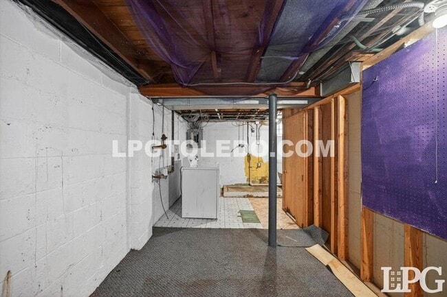 Building Photo - 4406 Asbury Dr