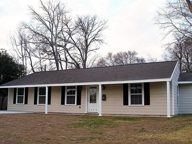 Primary Photo - 6626 Corbin St