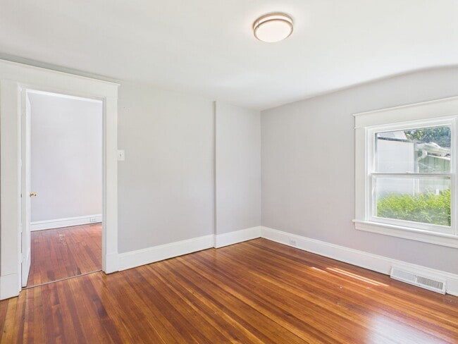 Building Photo - 1614 N 19th St