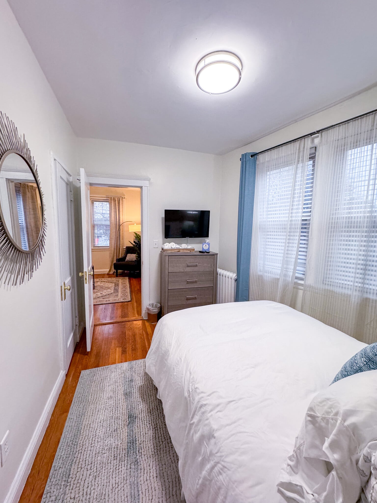 Building Photo - 191 Kent St