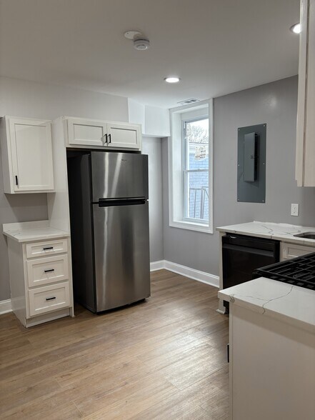 Building Photo - 2026 Druid Hill Ave