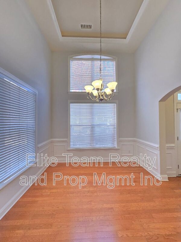 Building Photo - 1188 Stonedown Ln