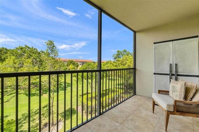 Building Photo - 12651 SW 16th Ct