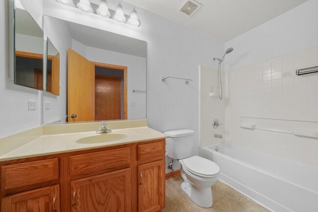 Building Photo - 303 Sype Dr