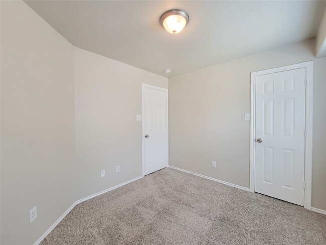 Building Photo - 3014 Loganberry Park Ln