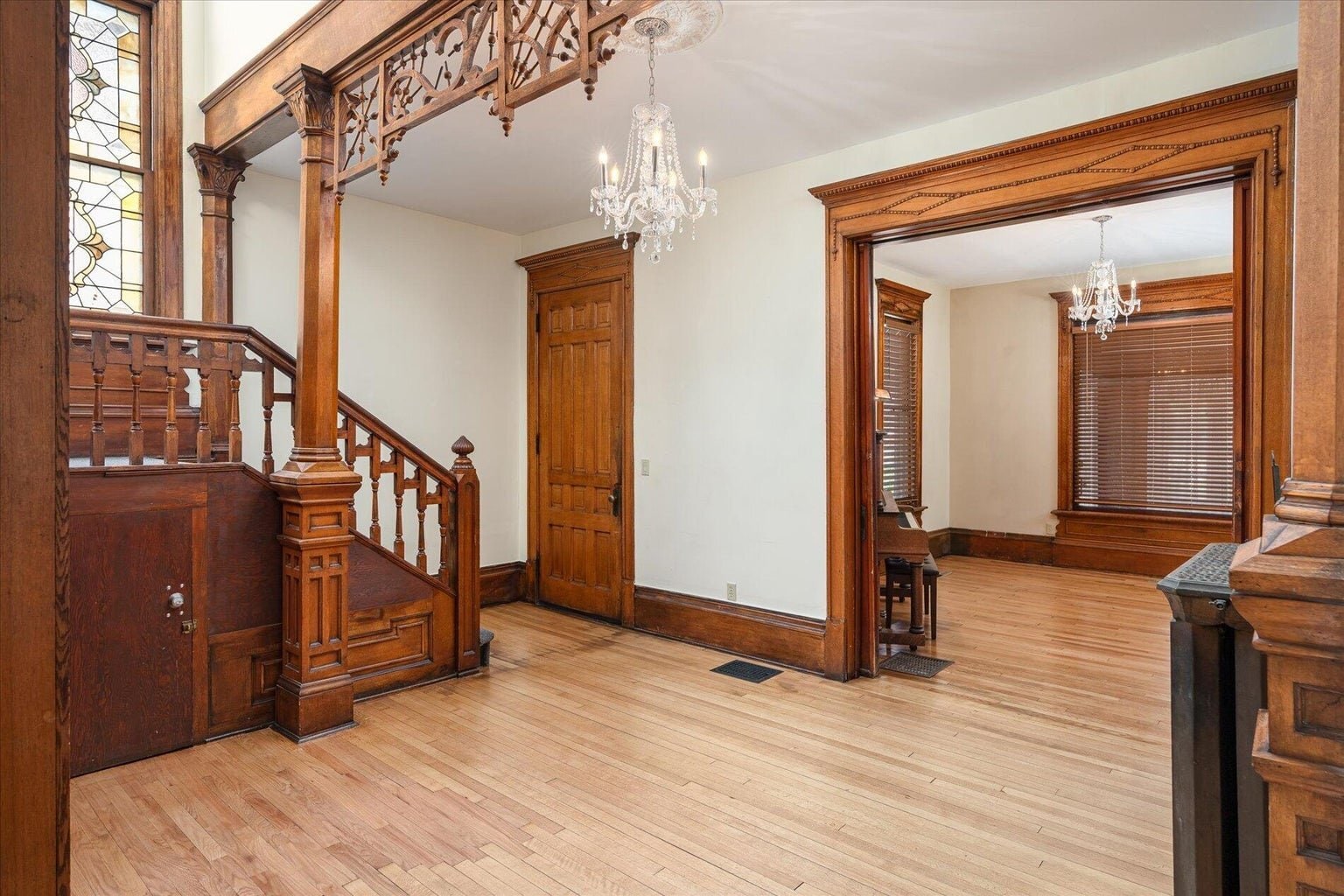 Building Photo - 122 10th St S