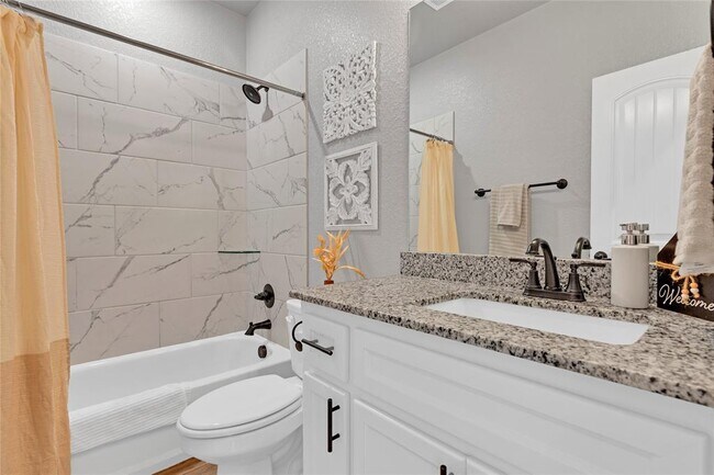 Building Photo - 8508 Glade Dr