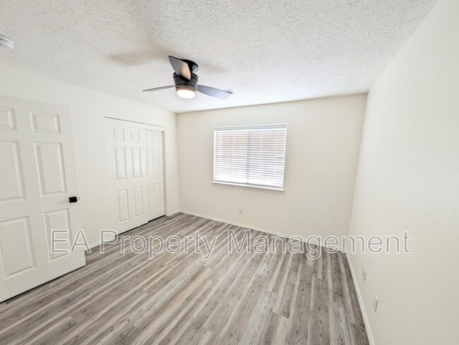 Building Photo - 363 Pinon Creek Rd SE