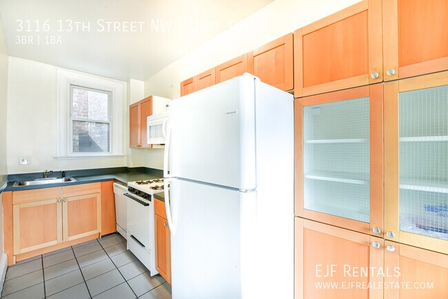 Building Photo - 3116 13th St NW