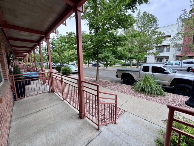 Building Photo - 5423 Water Tower Promenade