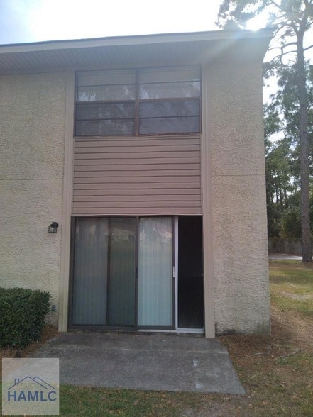 Building Photo - 901 Olmstead Dr