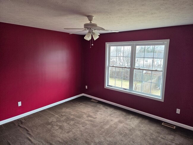 Building Photo - 618