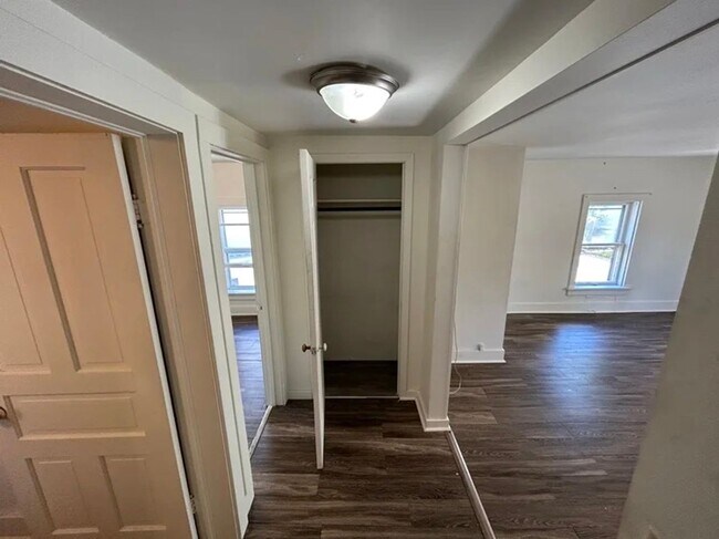 Building Photo - 306 Humboldt Ave