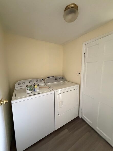 Building Photo - 3008 Church Hill Rd