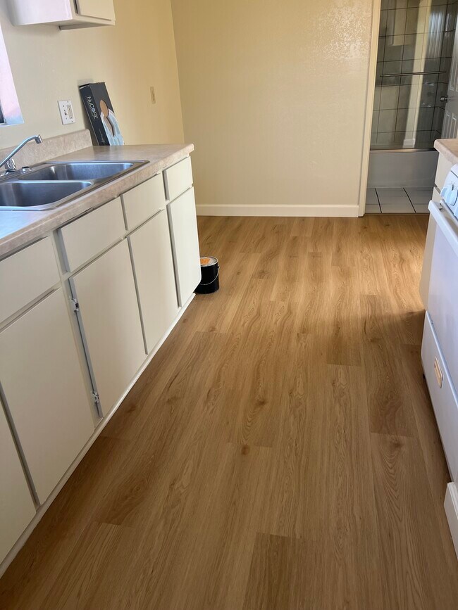 Building Photo - 2225 E 14th St