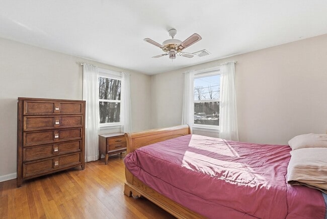 Building Photo - 11 Hillcrest Ave