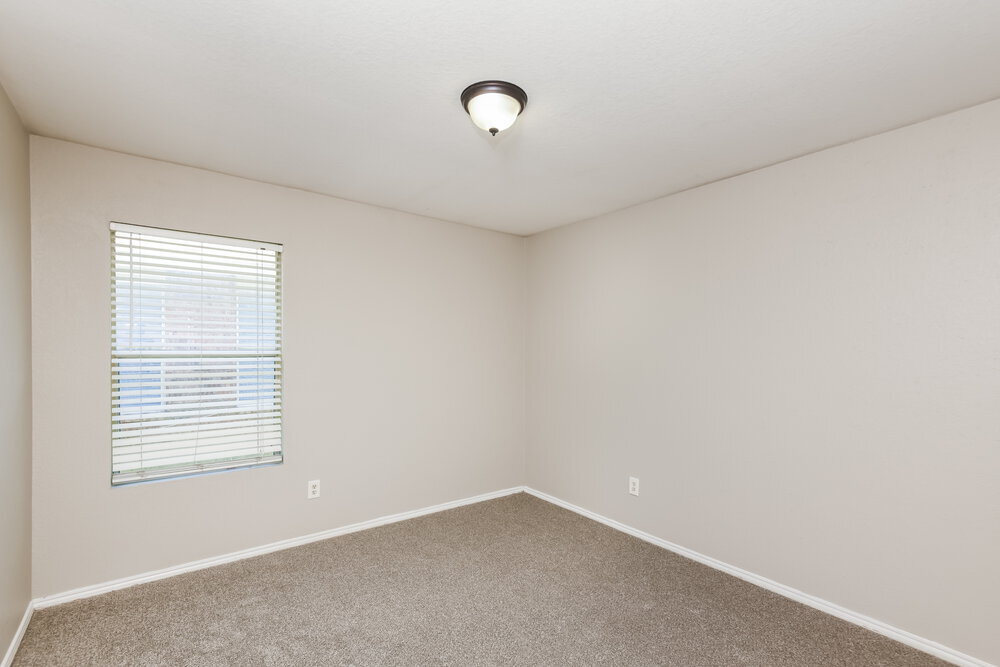 Building Photo - 1508 Queens Brook Ln