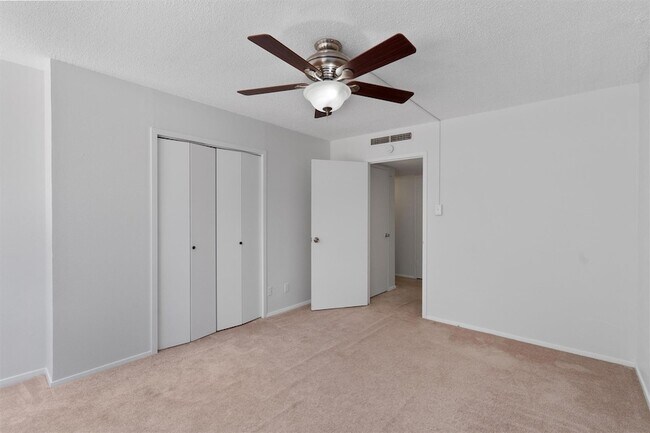 Building Photo - 1800 Lavaca St