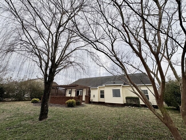 Building Photo - Harbour Breeze Estates