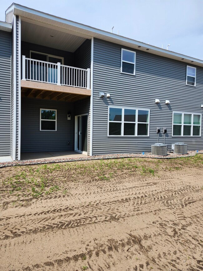 Building Photo - 11128 Balsam Pointe Trl