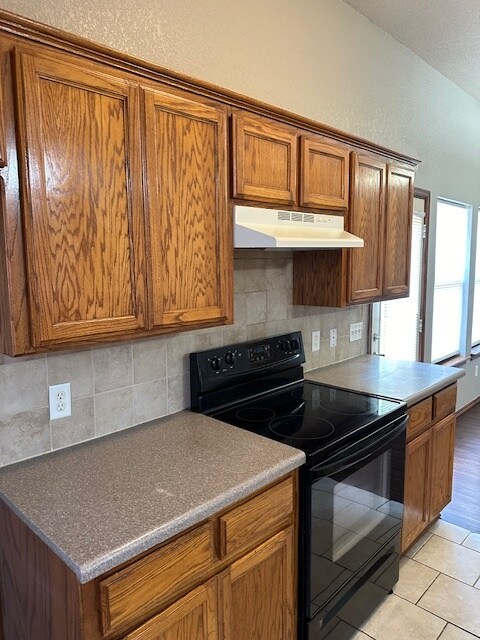 Building Photo - 10305 Plymouth Ct