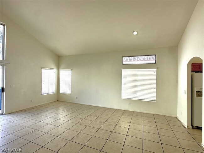 Building Photo - 10018 Ivy Patch St