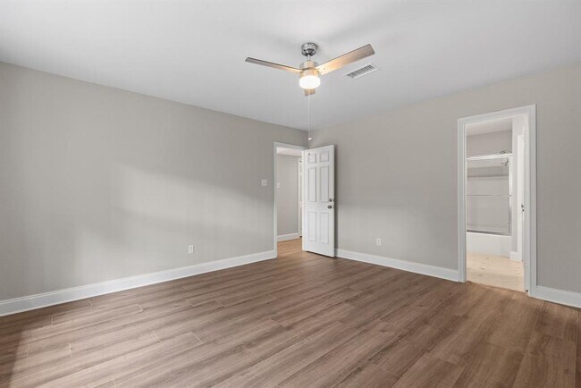 Building Photo - 13131 New Boston Bend