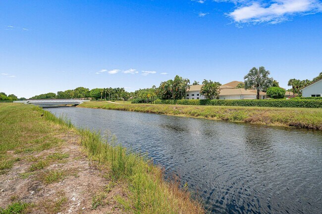 Building Photo - 17099 Ryton Ln