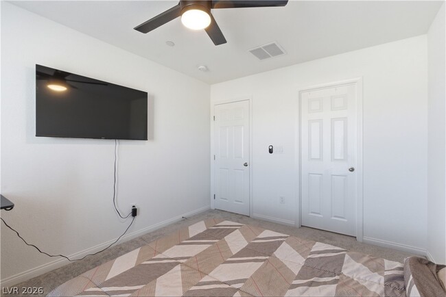 Building Photo - 6571 Dove Pt Pl