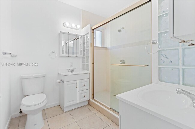 Building Photo - 8501 SW 128th St