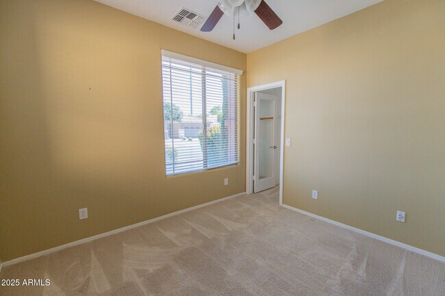 Building Photo - 2270 E Aloe Pl