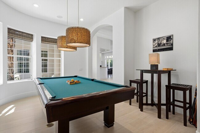 Building Photo - 51493 Marbella Ct
