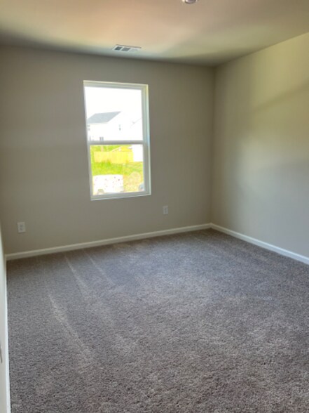 Building Photo - 4119 Garrison Ln