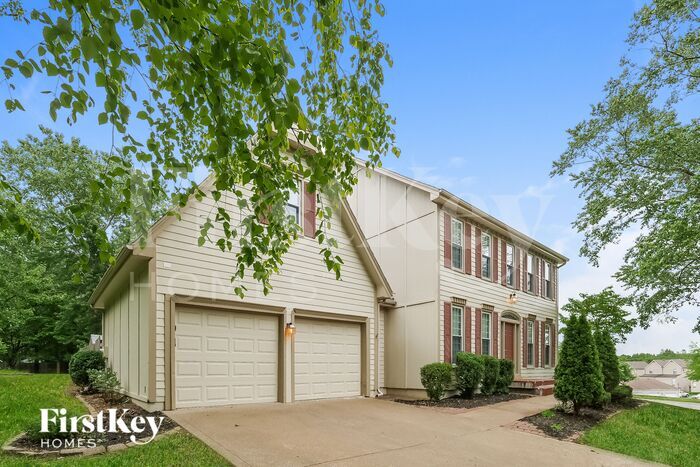 Building Photo - 8533 N Overland Dr