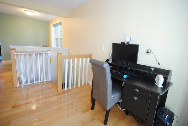 Building Photo - 81 Barrington Ave