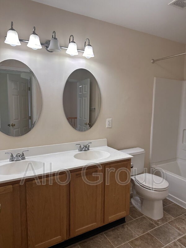 Building Photo - 51 N Bellwoode Dr