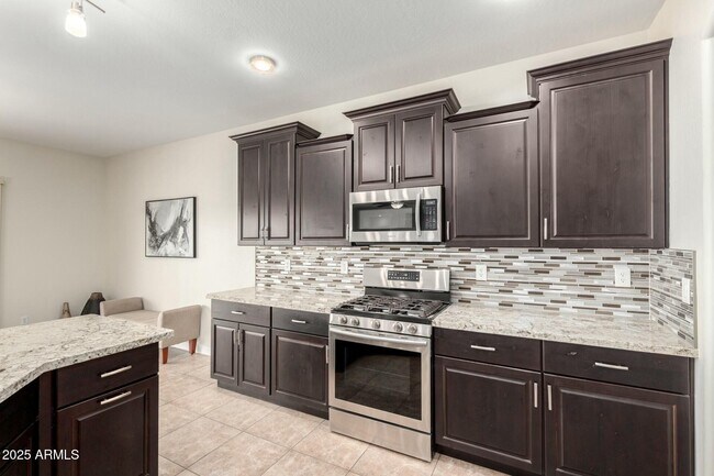 Building Photo - 9768 W Prospector Dr