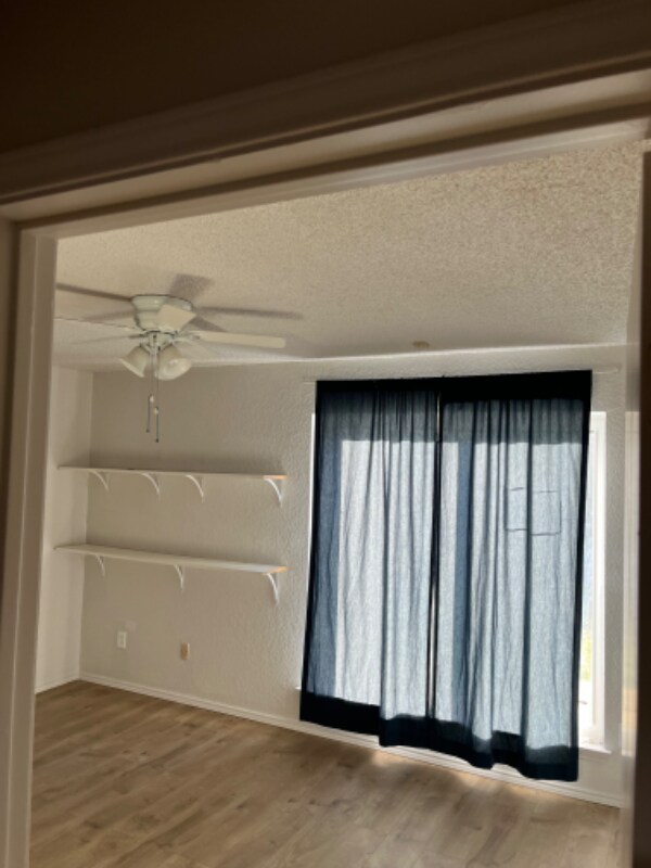 Building Photo - 3023 Oak Ridge Pl