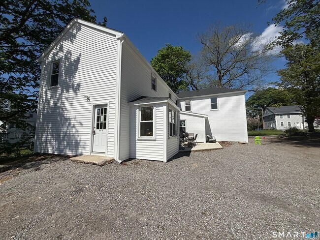 Building Photo - 575 Fabyan Rd