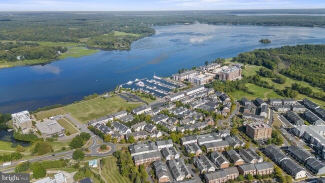 Building Photo - 440 Belmont Bay Dr