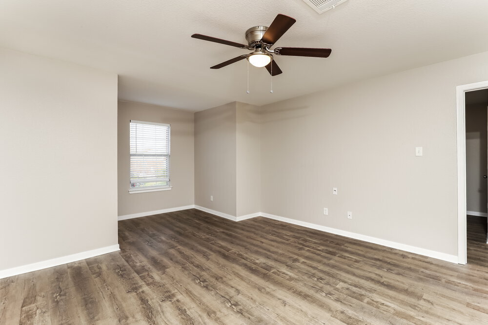 Building Photo - 2125 Warwick Pl