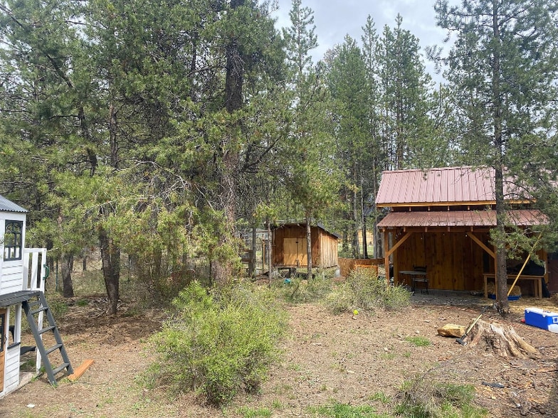 Building Photo - 16696 Gross Dr