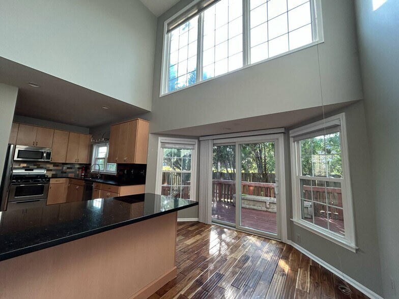 2 story open area - 5556 Village Center Dr
