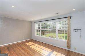 Building Photo - 923 S Candler St