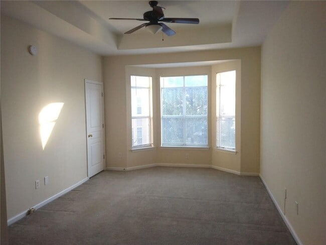 Building Photo - 375 Highland Ave NE