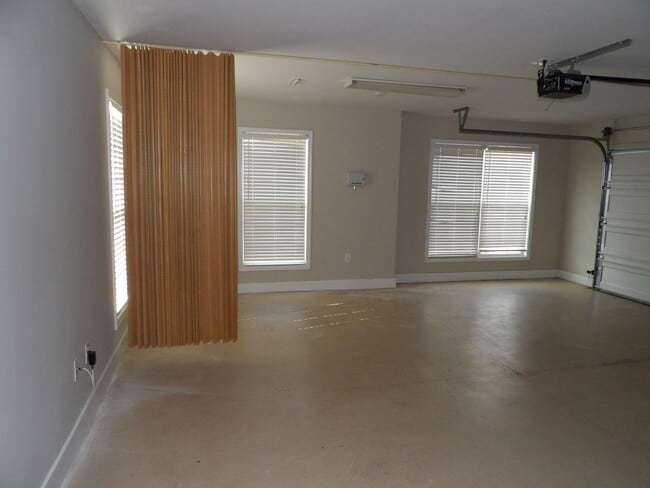 Building Photo - Legacy Drive, Enterprise, AL