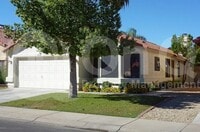 Building Photo - 4520 E Wildwood Dr