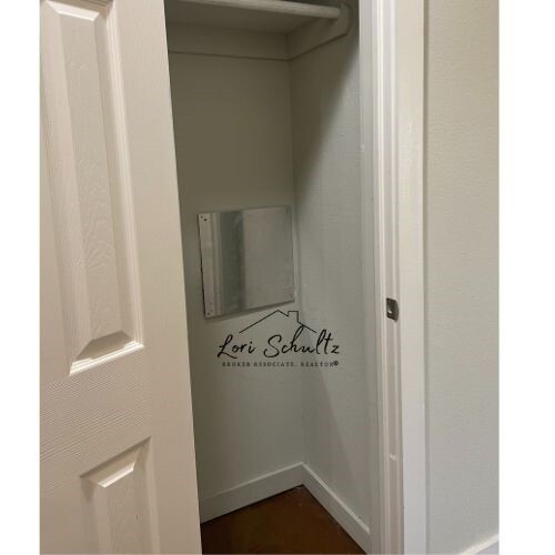 Building Photo - 790 E Boundary St