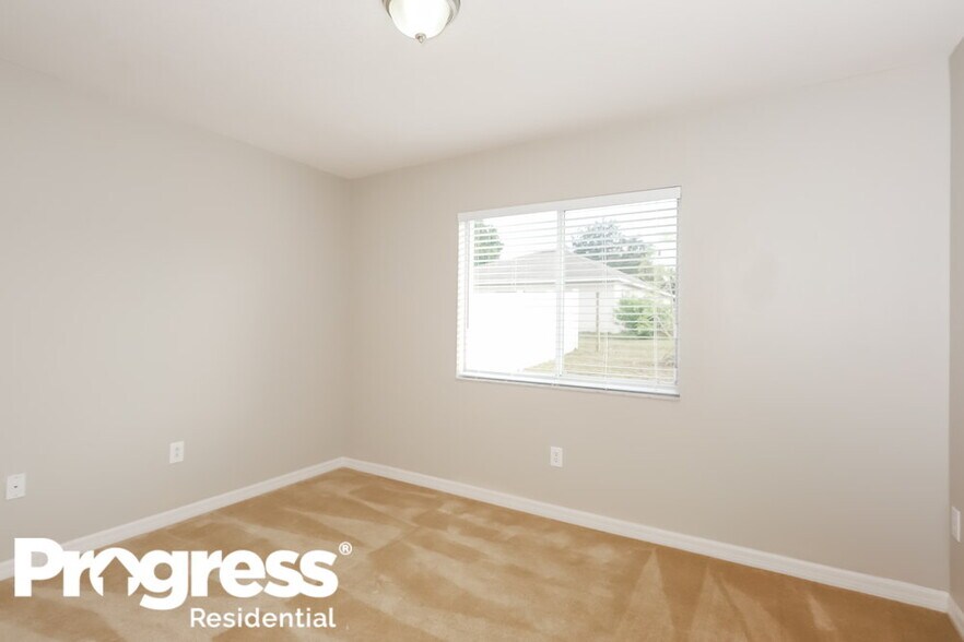 Building Photo - 7002 Crown Lake Dr