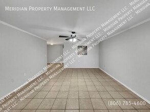 Building Photo - 531 N. Clinton-